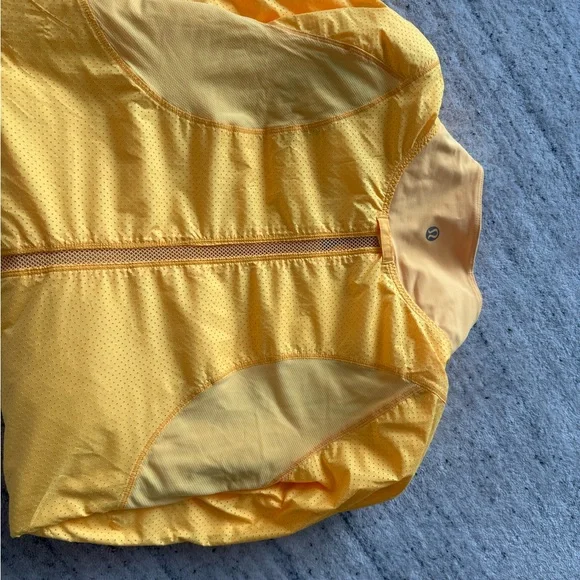 Lululemon jacket - Picture 2 of 2